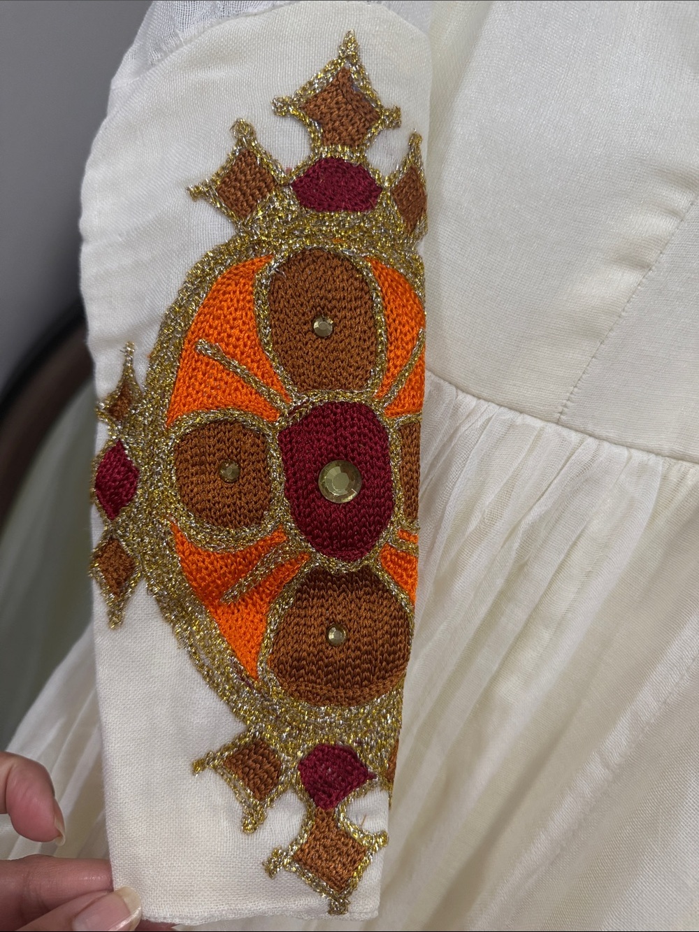 Ethiopian Traditional Dress - Picture 3 of 16